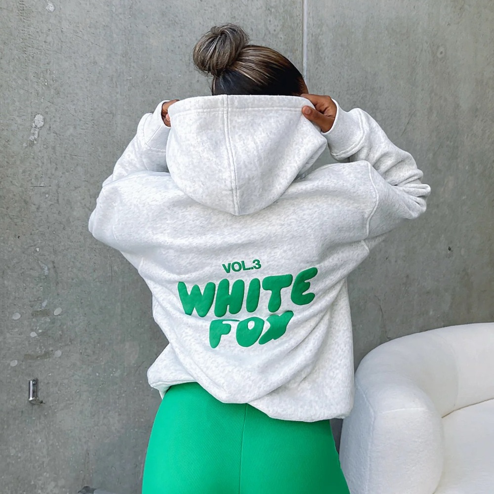 WHITE FOX HOODIE